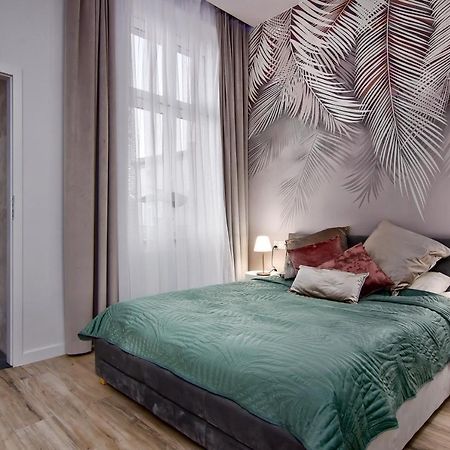 Apartament Bialy Z Jacuzzi Krakau Exterior foto