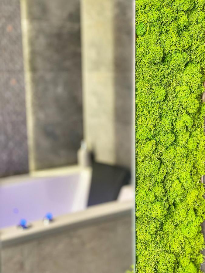 Apartament Bialy Z Jacuzzi Krakau Exterior foto